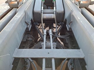 Scania P 400-CAMIONES GANCHOS PORTACONTENEDORES /