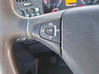 Scania P 400-CAMIONES GANCHOS PORTACONTENEDORES /