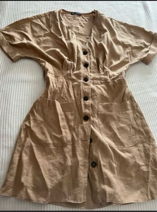 Vestido Zara beige mini