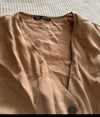 Vestido Zara beige mini