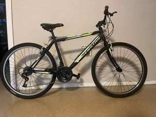 Bicicleta NEWSTAR Negra y Amarilla
