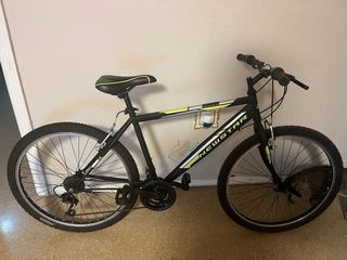 Bicicleta NEWSTAR Negra y Amarilla