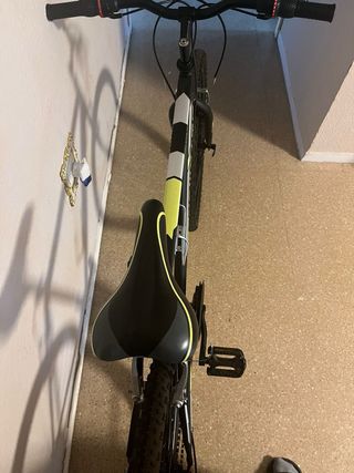 Bicicleta NEWSTAR Negra y Amarilla