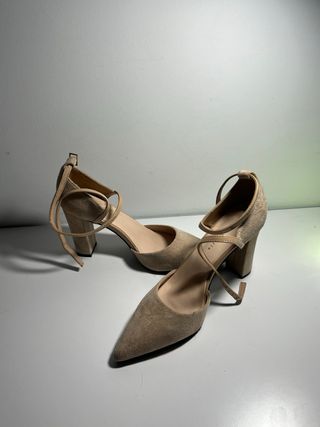 Tacones Beige