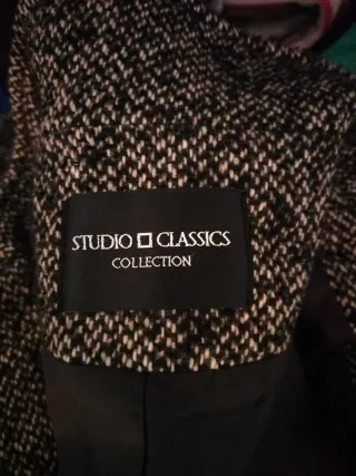 Abrigo Studio Classic gris y negro