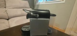 Cafetera Nespresso DeLonghi