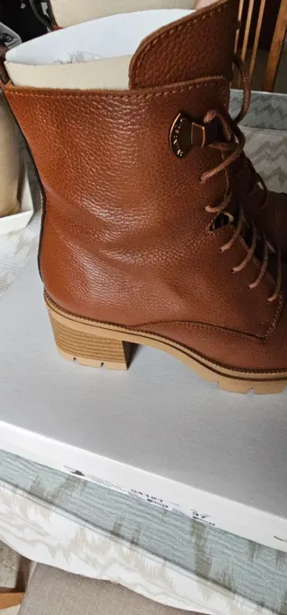 Botines Hispanitas Cuero Talla 37