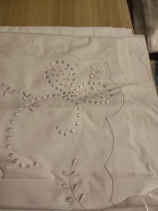 Sábana LUJO Bordada A MANO "Dalapir"-algodón Nueva