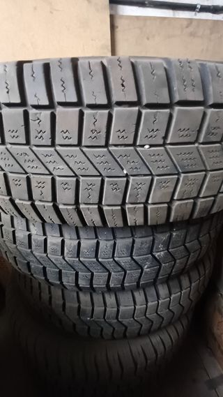 5 Neumáticos Michelin 215/80 R15 4X4