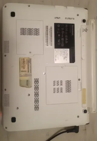 Ordenador portátil Lenovo IdeaPad blanco