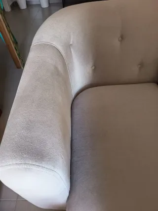 Sofá de 2 plazas beige