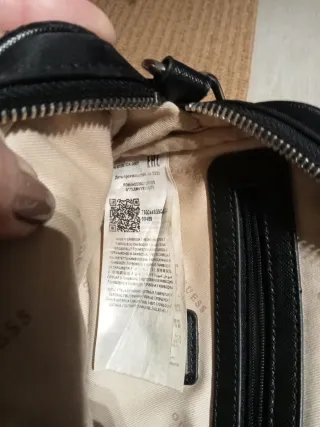 Bandolera Guess Negra ( auténtico)