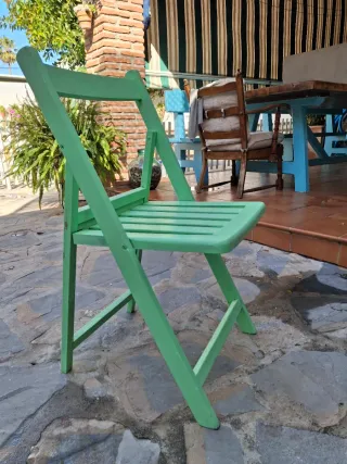 Silla de madera plegable verde