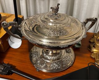 Centro de mesa / Sopera ornamental