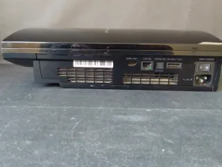 Lee⤵️consola ps3 fat retrocompatible + 2 mandos.