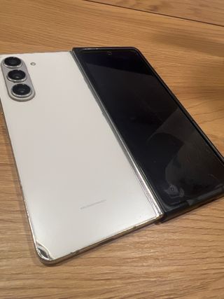 Samsung Galaxy Z Fold 5