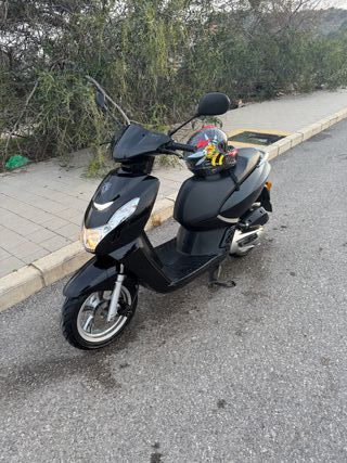 PEUGEOT KISBEE 50cc 4T Inyeccion euro 5 2022
