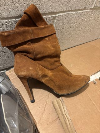 Botines de tacón marrones