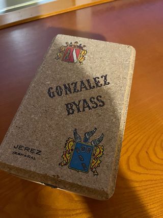 Caja de corcho Gonzalez Byass Jerez