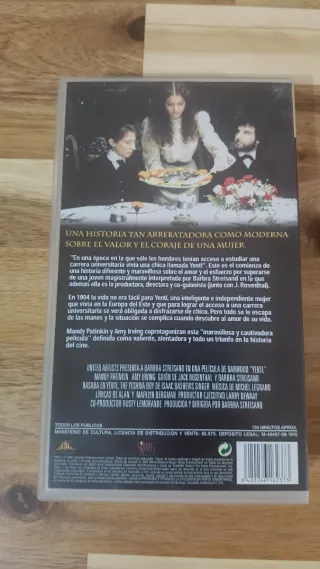 Yentl VHS