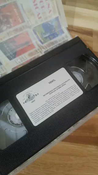 Yentl VHS