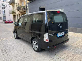 Nissan NV200 2016