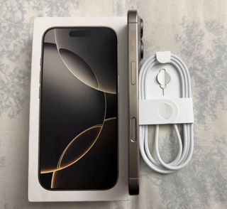 iPhone 16 Pro 128GB Natural Titanium