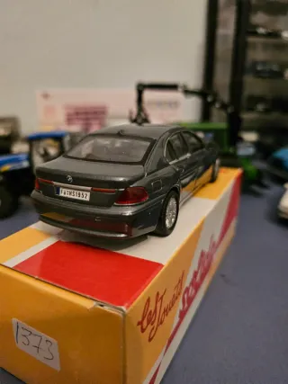 BMW Serie 7 1/43 Solido