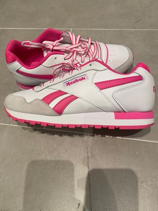 Zapatillas Reebok Talla 37 Blancas y Rosas Nuevas