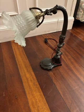 Lámpara de mesa cristal y acero