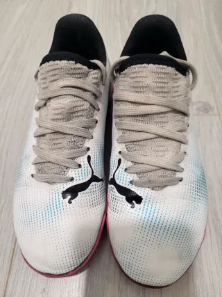 Botas fútbol multitacos Puma Talla 32