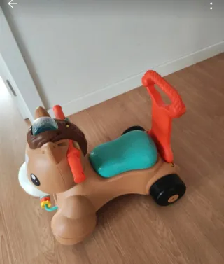 Correpasillos caballo Fisher Price