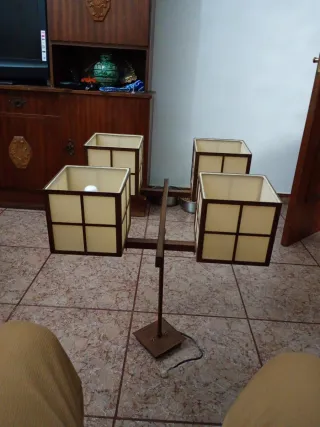 Lámpara de pie de 4 luces