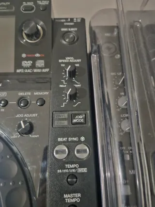 Pioneer CDJ-2000 Nexus + Decksaver