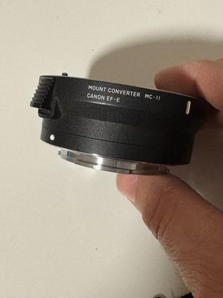 Sigma MC-11 - Convertitore Canon EF a Sony E