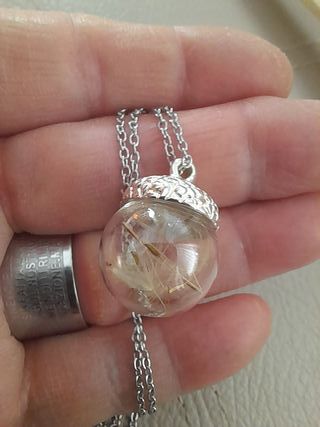Collana con soffione in resina e acciaio