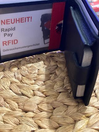 Cartera Piel de Búfalo Negra Hombre