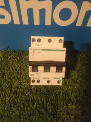 Interruptor Automático Schneider C10