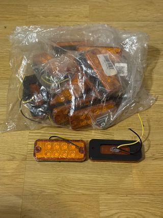 Luces ámbar LED de galibo (camión/remolque) 12V