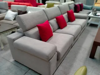 Sofá con asientos relax eléctricos