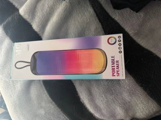 Altavoz Portátil Ykall M9 Luces LED