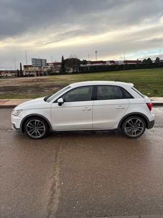 Audi A1 2016