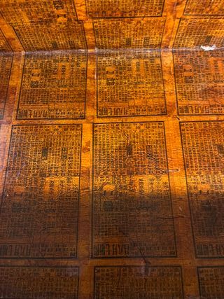 Baúl Chino Lacado con Peana