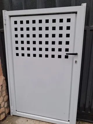 Puerta jardín inoxidable 1m x 1,50m