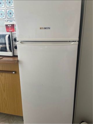 Frigorífico blanco KONEN