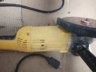 Amoladora Dewalt