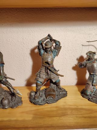 Colección 4 figuras Samurái Veronese