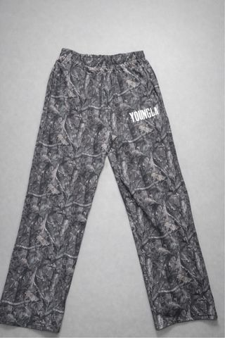 Pantalón chándal camuflaje Youngla
