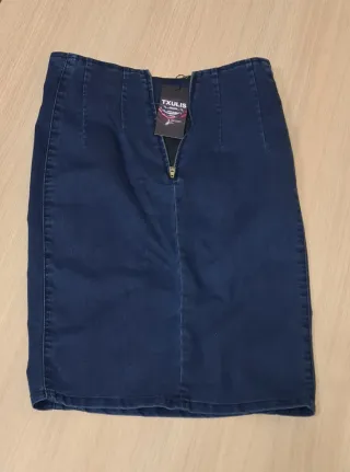 Falda tubo vaquera elástica