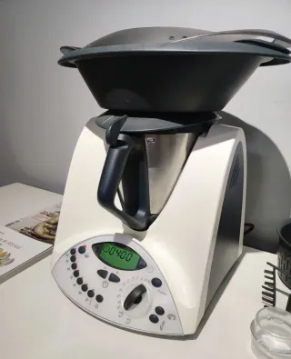 MUY BUEN ESTADO! Thermomix Tm31. Cuchillas nuevas.